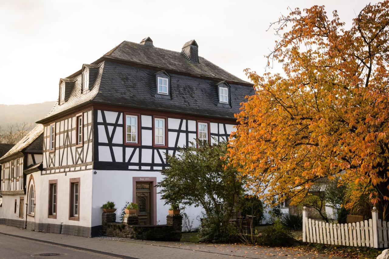 Rissbacher Hof Mansarde Anno 1737 トラーベン・トラールバッハ エクステリア 写真