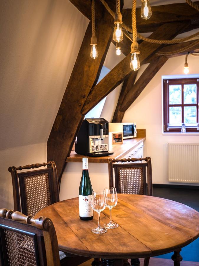 Rissbacher Hof Mansarde Anno 1737 トラーベン・トラールバッハ エクステリア 写真